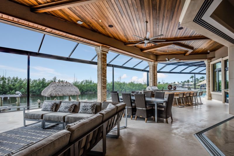 Best Enclosed Patio Contractors in Redmond, WA